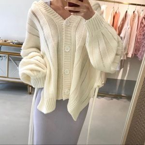 Ivory Boxy Wool Knit Cardigan Free Size No Brand